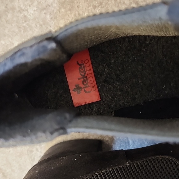 Rieker size 39 black suede slip on ankle bootie stretch panel sides - Picture 5 of 6